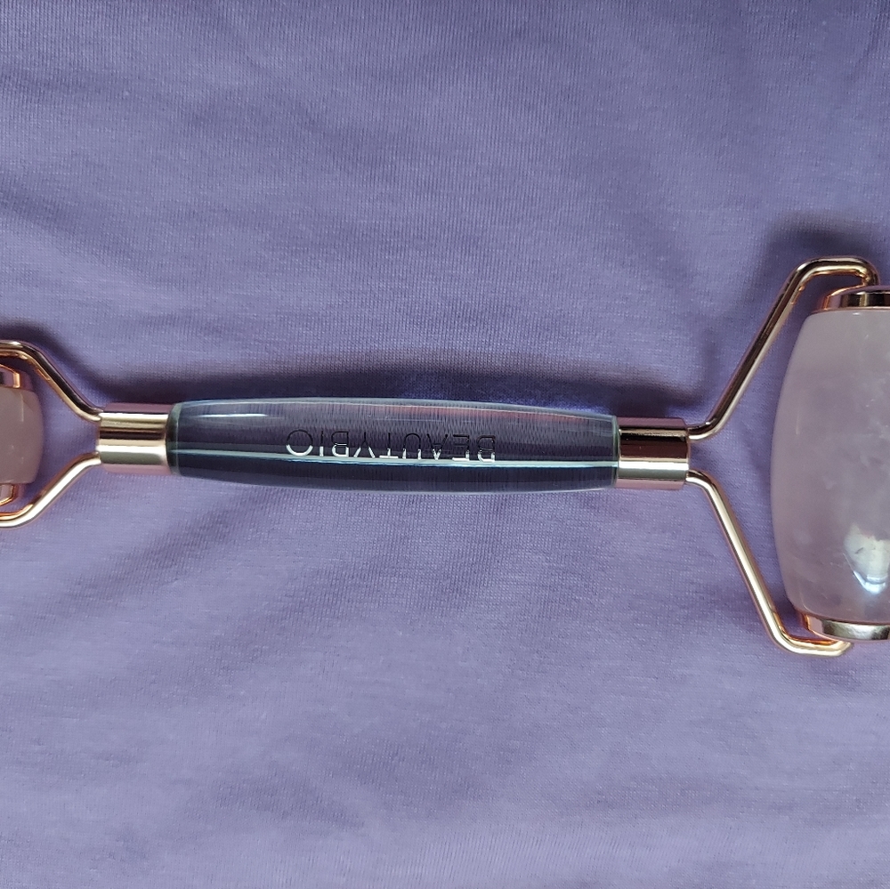 Beauty Bioscience Rose Quartz Roller Tool